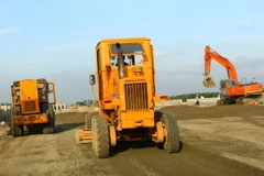 Nhanh chóng giải phóng mặt bằng bàn giao cho đơn vị thi công. (Nguồn: TTXVN)