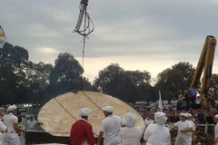 Chiếc bánh rán có đường kính lên tới 3,72 m. (Nguồn: elpais.com.uy)