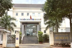 Tạm giữ thanh tra viên Sở Nội vụ Đắk Lắk vì hành vi nhận hối lộ