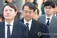 Tổng công tố Yoon Seok-youl (trái) và các công tố viên cao cấp Han Dong-hoon (phải) và Kang Nam-il. (Nguồn: Yonhap)