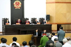 Quang cảnh phiên tòa. (Ảnh: Doãn Tấn/TTXVN)