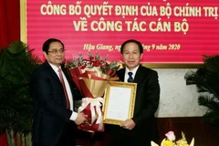 Ông Lê Tiến Châu, Phó Bí thư Tỉnh ủy, Chủ tịch Ủy ban Nhân dân tỉnh Hậu Giang được chuẩn y giữ chức Bí thư Tỉnh ủy Hậu Giang, nhiệm kỳ 2015-2020. (Ảnh: Duy Khương/TTXVN)