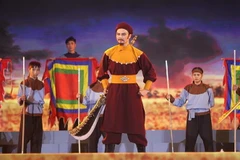 Võ Minh Lâm trong vai người anh hùng áo vải cờ đào Nguyễn Huệ (Hoàng đế Quang Trung). (Ảnh: Thanh Vũ/TTXVN)