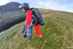 Richard Browning, nhà sáng lập của Gravity Industries, bay thử nghiệm. (Nguồn: Gravity Industries)