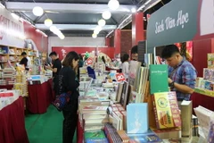 Một gian hàng sách. (Ảnh minh họa. Nguồn: TTXVN)