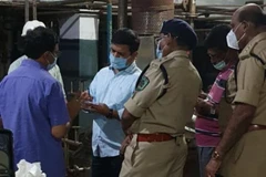 Lực lượng chức năng tại hiện trường vụ rò rỉ khí. (Nguồn: Twitter)