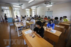 Thí sinh thi tốt nghiệp đợt 1. (Ảnh: Trọng Đạt/TTXVN)