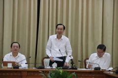 Ông Lê Thanh Liêm, Phó Chủ tịch Thường trực UBND Thành phố Hồ Chí Minh, phát biểu tại buổi làm việc. (Ảnh: Hứa Chung/TTXVN)