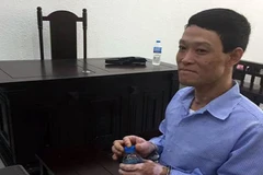 Tuyên án tử hình đối tượng tưới xăng thiêu chết con riêng của vợ 