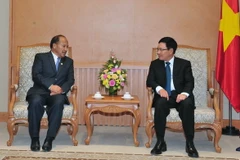 Phó Thủ tướng, Bộ trưởng Ngoại giao Phạm Bình Minh tiếp ông RomiGauchan Thakali, Bộ trưởng Thương mại Nepal. (Ảnh: Nguyễn Khang/TTXVN)