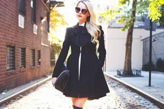 Áo khoác dáng dài sành điệu được "sao" ưa chuộng trong mùa lạnh