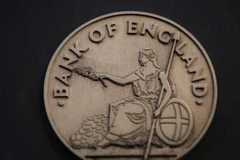 BoE có thể sẽ tăng lãi suất từ mùa Xuân năm 2015 