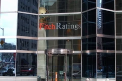 Fitch nâng bậc xếp hạng tín nhiệm của Tây Ban Nha