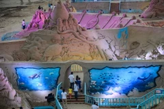 Độc đáo triển lãm nghệ thuật điêu khắc cát quốc tế ở Trung Quốc