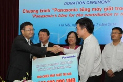 Tặng 1.000 máy giặt cho các trung tâm bảo trợ trẻ khó khăn