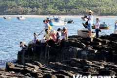 Nhiều tour du lịch trong nước hấp dẫn du khách dịp hè 