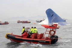 Số người chết trong vụ chìm phà SEWOL lên con số 9