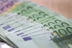 Giới chủ công nghiệp Italy đề nghị giảm chi phí nhà nước