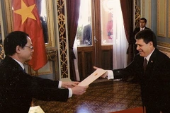 Tổng thống Paraguay ca ngợi sự phát triển của Việt Nam