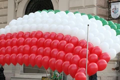 Kinh tế Hungary tăng trưởng 3,5% trong quý Một