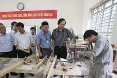 Định hướng nghề qua chương trình "Một quốc gia-Một trường học"