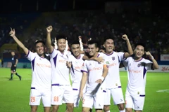 Becamex Bình Dương dẫn đầu bảng xếp hạng V-League 2023/24 sau chiến thắng 3-2 trước Thép Xanh Nam Định ở vòng 6. (Ảnh: becamexbinhduong)