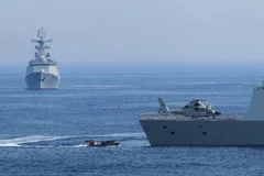 Tàu của hải quân Trung Quốc. (Nguồn: THX-TTXVN)