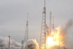 Mỹ: Một tên lửa Falcon phát nổ trong quá trình thử nghiệm