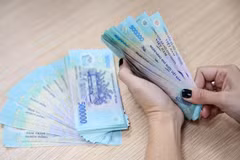 Quy định về tiền lương tối thiểu vùng đang được áp dụng từ 1/7/2022 đến nay. (Ảnh: PV/Vietnam+)