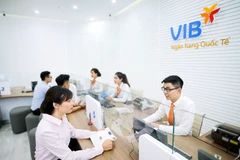 Giao dịch tại VIB. (Ảnh: Vietnam+)