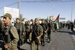 Binh lính Hamas tuần tra dọc đường biên giới với Ai Cập. (Ảnh: demotix.com)