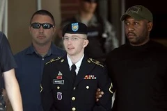 Binh nhất Manning có thể sẽ phải đối mặt với bản án 136 năm tù. (Ảnh: theaustralia.com.au)