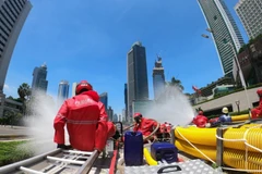 Công tác khử trùng tại Indonesia. (Ảnh: Al Jazeera)