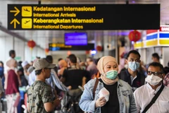 Người dân thủ đô Jakarta giữa dịch COVID-19. (Ảnh: The Jakarta Post)