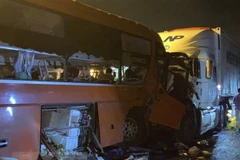 Hiện trường vụ tai nạn. (Ảnh: TTXVN)