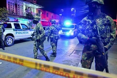 Cảnh sát Colombia tại hiện trường vụ bạo lực. (Ảnh: Telemetro)