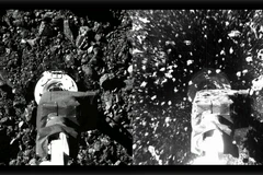 Hoạt động thu thập mẫu vật được tàu thăm dò Osiris-Rex thực hiện trên tiểu hành tinh Bennu. (Ảnh: CTV)