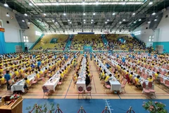 Các kỳ thủ trẻ thi đấu tranh Giải Cờ vua trẻ toàn quốc 2020. (Ảnh: Huỳnh Sơn/TTXVN)