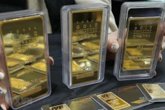 Vàng miếng tại một sàn giao dịch. (Ảnh: Yonhap/TTXVN)