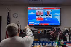 Newsmax đưa tin liên quan tới kết quả bầu cử Mỹ. (Ảnh: Newsweek)