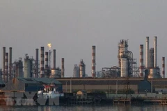 Một cơ sở khai thác dầu ở Iran. (Ảnh: IRNA/TTXVN)