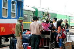 Giá vé tàu Tết Canh Dần dự kiến sẽ tăng từ 10 đến 30%. (Ảnh:Internet)