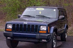 Xe địa hình Jeep Cherokee. (Ảnh: Internet)