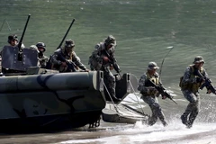 Binh sỹ Philippines tham gia cuộc tập trận ngày 8/10. (Nguồn: Reuters/TTXVN)