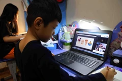 Phương pháp dạy học online giúp học sinh được tiếp cận với hình thức học của thời đại 4.0.(Ảnh minh hoạ: TTXVN)
