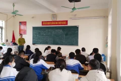 Cô Lan Anh đã có 26 năm đứng trên bục giảng. (Ảnh: PV/Vietnam+)