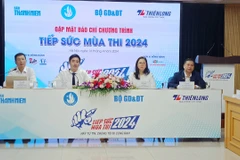 Ban tổ chức thông tin về Chương trình Tiếp sức mùa thi. (Ảnh: PV/Vietnam+)