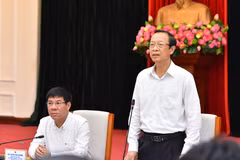Thứ trưởng Phạm Ngọc Thưởng khẳng định sẽ xử lý sự cố đề thi môn Toán bị in lỗi theo hướng đảm bảo quyền lợi của thí sinh. (Ảnh: PV/Vietnam+)