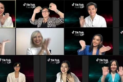 Lần đầu tiên có một cuộc thi thời trang, làm đẹp trực tuyến ở Việt Nam. 