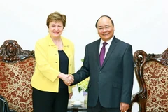 Thủ tướng Nguyễn Xuân Phúc tiếp bà Kristalina Georgieva, Tổng giám đốc Điều hành Ngân hàng Thế giới. (Ảnh: Thống Nhất/TTXVN)